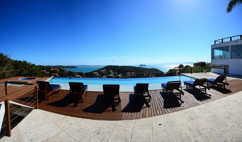 Apua Joao Fernandes Hotel 4*